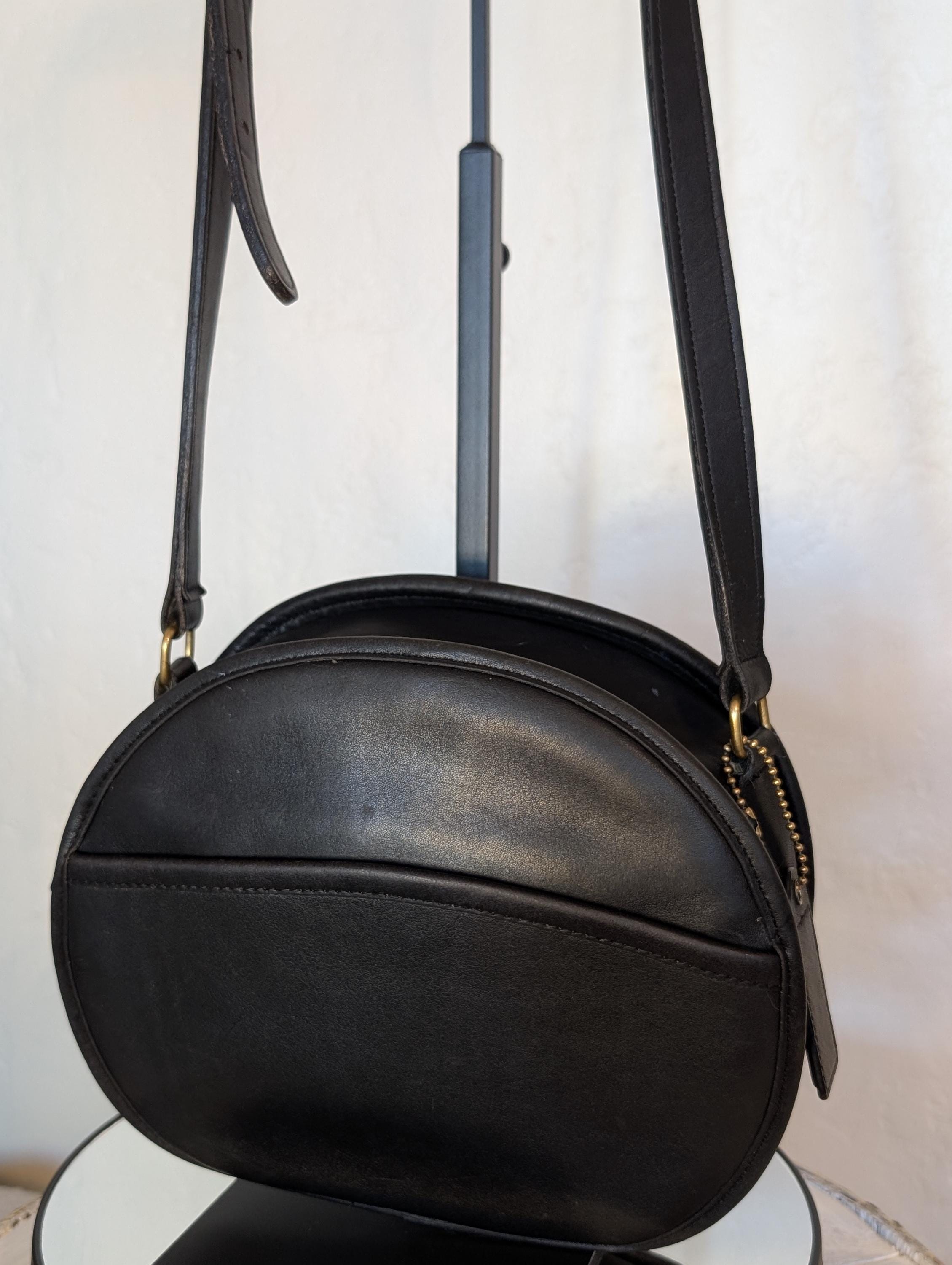 ショルダーバッグ old coach canteen vintage shoulder bag Vintage COACH 1980s Chester Canteen Crossbody Bag 9901 | eBay