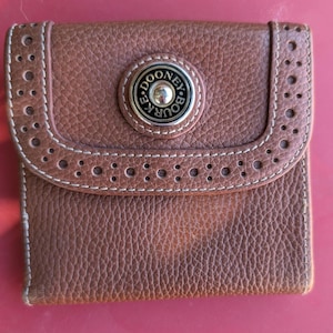 Dooney and Bourke Vintage Pebble Grain  Wallet