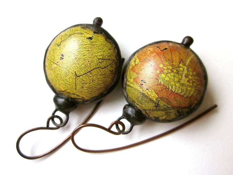 primitive distressed assemblage lime green pink flower recycled tin hollow bauble black metal earring Don/'t Let Anybody Tell You Different