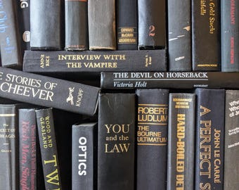 Set di 8 libri vintage neri - Dorsi in stile semplice - Decorazione per biblioteca