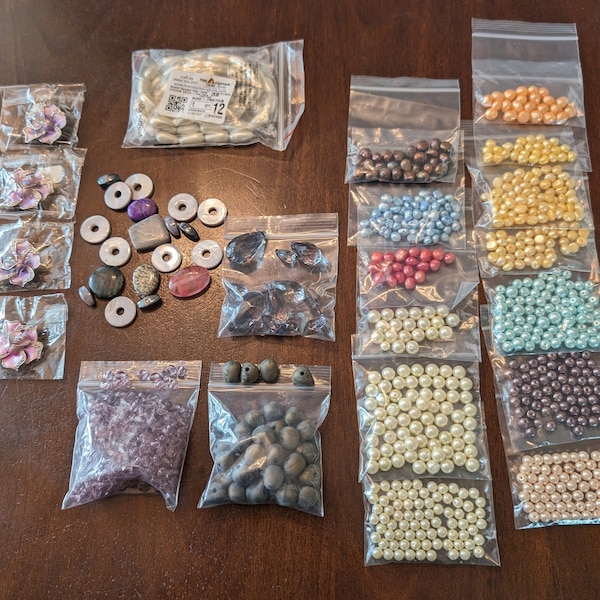 Huge lot of over 1050 beads, Glass Pearls, Beads, Donuts, Stone Jewelry Supplies, Miscellaneous Beads, DIY Jewelry Supplies, Glass Crystals