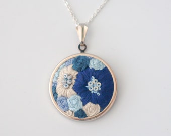 Blue Floral Embroidery Necklace