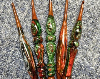 Juego de ganchillos de madera y resina hechos a mano, ganchillos ergonómicos, agujas de ganchillo pulidas, herramientas de ganchillo con mango de resina, ganchillo