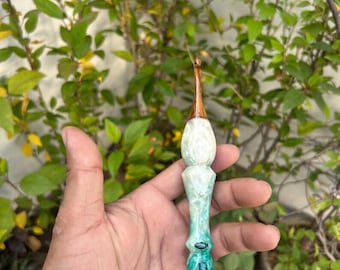 Crochet Resin Work Hooks, Handmade Wood and Resin Crochet Hook , Ergonomic Crochet Hooks for Beginners, Crochet Hooks