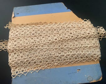 Vintage 1960s German Light Ecru Cotton Lace