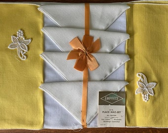 Vintage Set of Four Yellow and White Lace Rayon Placemat and Napkin Set Empress