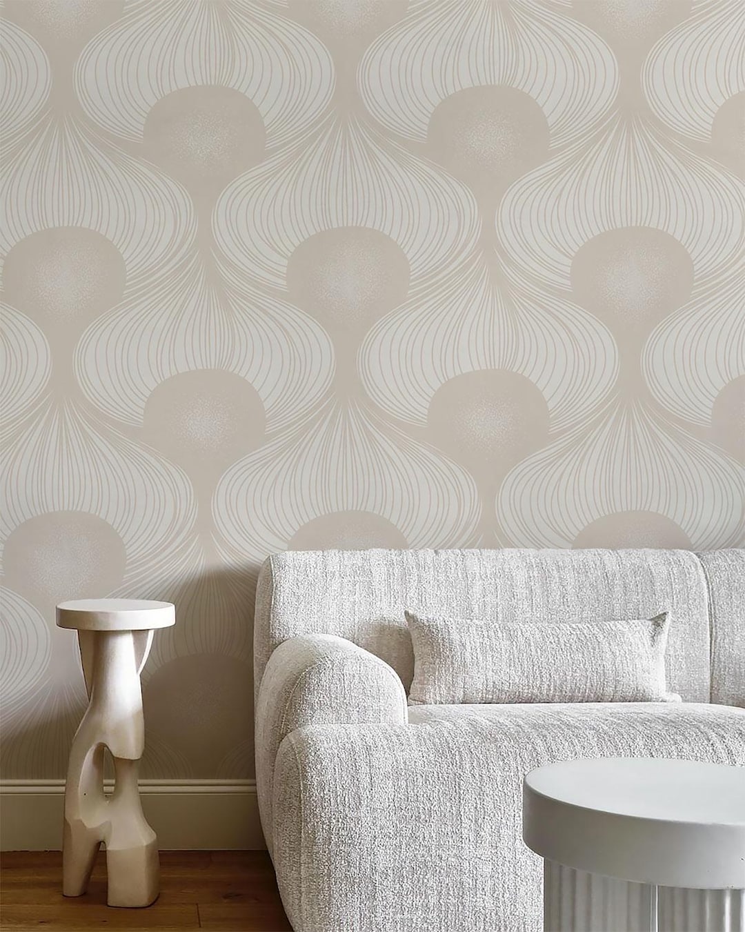 Beige Art Deco Wallpaper • Neutral Scallop Pattern • Modern Textured
