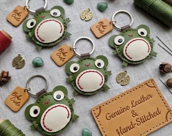 Handgefertigter Frosch-Schlüsselanhänger aus Leder, niedlicher Tier-Taschenanhänger, runder Boho-Schlüsselanhänger, Accessoire aus mehrlagigem Leder