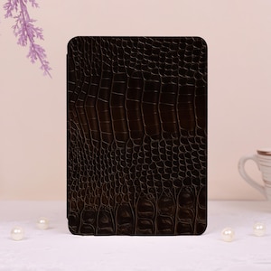Leather Personalized E-Reader Case with HandStrap Fits Kindle 10/11/12th,Kindle Colorsoft,Paperwhite 12/11/10th,Kobo Clara,Kobo Libra