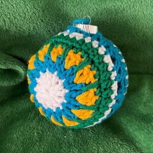 Holiday Ornament - Crochet Pattern