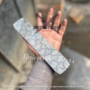 Barra de acero de Damasco soldada con patrón de pluma hecha a mano: pieza en bruto forjada a mano para la fabricación de cuchillos con alto contenido de carbono.