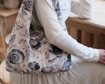 Borsa a tracolla con ricamo a conchiglia blu, in cotone e lino, borsa a mano casual con conchiglie, borsa da polso per tutti i giorni, regalo per lei.