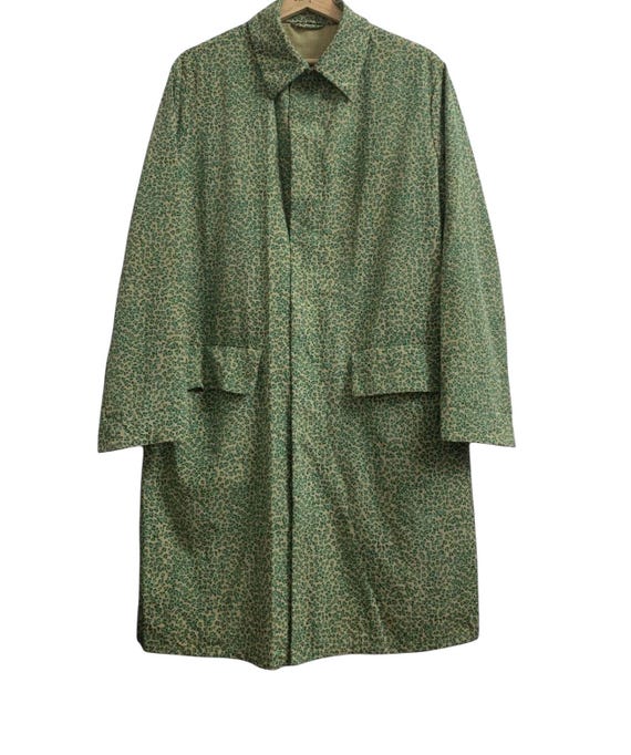 Bottega Veneta, Vintage Bottega Veneta Leopard Print Car Coat Green Made in Italy Designer Coat