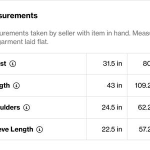 Puede incluir: Un letrero de madera r&uacute;stico blanco con la palabra "Welcome" en un estilo manuscrito. El letrero tiene un acabado envejecido y un dise&ntilde;o simple y elegante. Perfecto para una puerta principal.