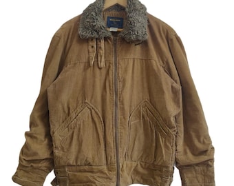 Vintage Woolrich Mens 100% Wool Coat Jacket Button Cruiser Fur