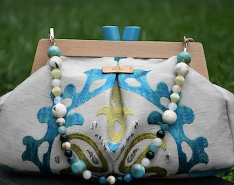 Bolso vintage con cierre de beso – Cartera de seda bordada a mano