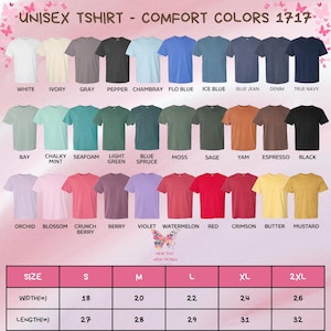 Peut inclure: Un nuancier pour t-shirts unisexes Comfort Colors 1717 pr&eacute;sentant trente-deux options de couleurs unies, incluant des nuances de blanc, ivoire, gris, poivre, bleu, vert, rouge et jaune, avec un tableau des tailles en pouces pour la largeur et la longueur.