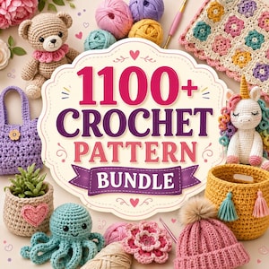 Op de afbeelding: Een verzameling gehaakte items, waaronder een teddybeer, een eenhoorn, een octopus en een hoed, omringt een bord met de tekst "1100+ CROCHET PATTERN BUNDLE". Verschillende garenkleuren en haaknaalden zijn ook zichtbaar.