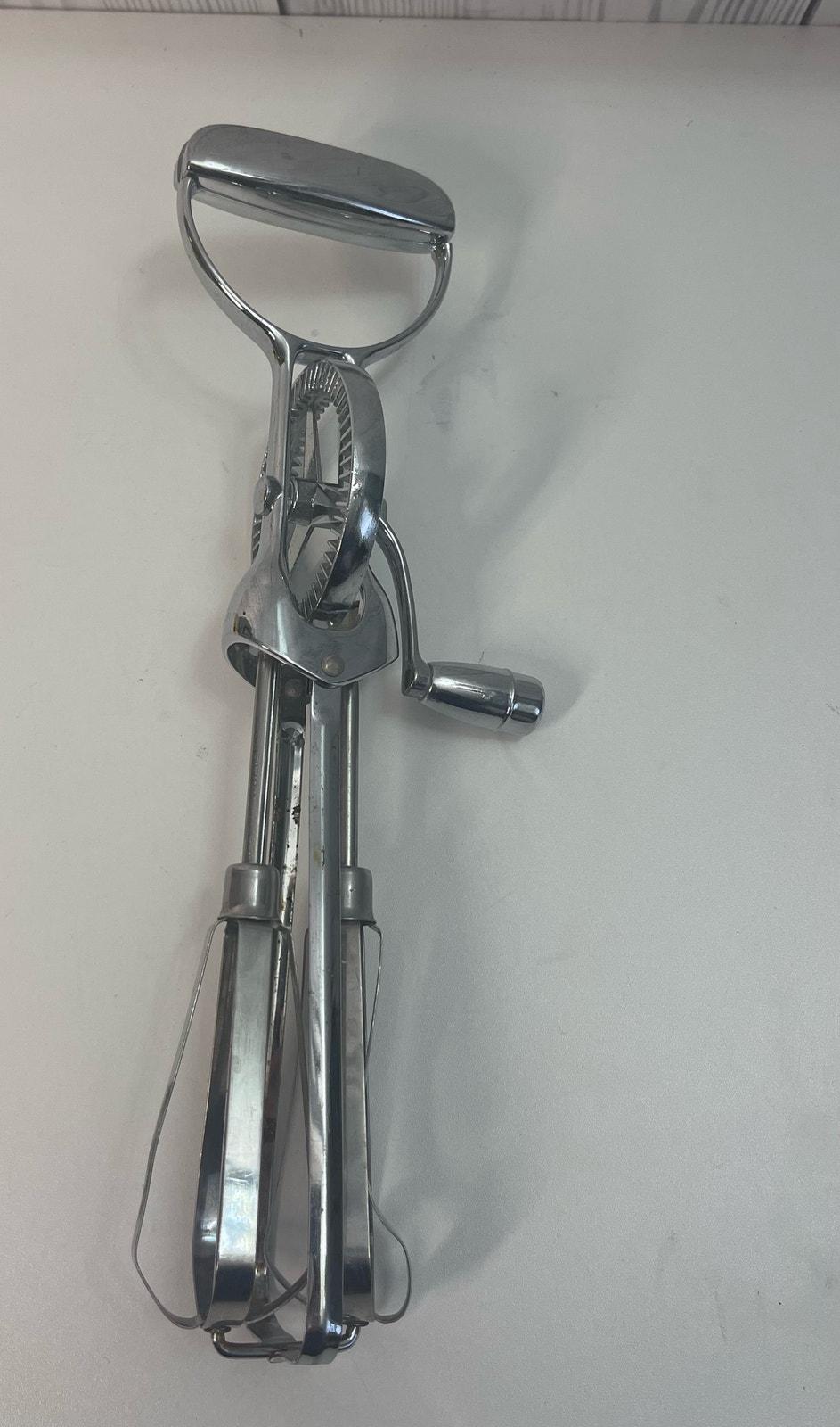 Vintage hand mixer - Etsy 日本
