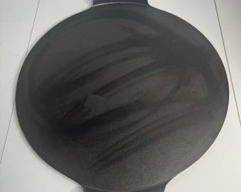 Bandeja para pizza de hierro fundido Lodge de 14,5 pulgadas, redonda, con doble asa, BW15PP, EE. UU.