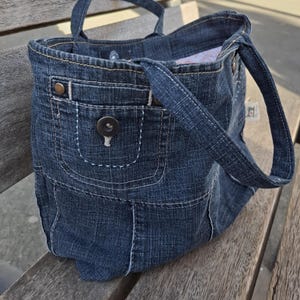 Borsa in denim riciclato realizzata a mano - Borsa tote vintage in denim riciclato - Fodera in cotone - Pezzo unico