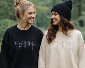 Wildflower sweatshirt, women's sweatshirt, botanical shirt, floral sweatshirt, unisex pullover, gift for girlfriend, gift idea