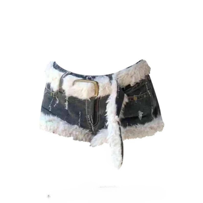 Fluffy Denim Shorts | Low Rise Mini Bottoms | Party Wear | Y2K Streetwear Style

Faux fur denim shorts with y2k streetwear style