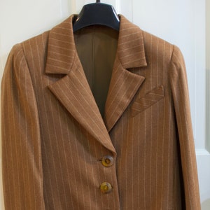Vintage Brown and Beige Wool Pinstripe Women&#39;s Blazer Size 4