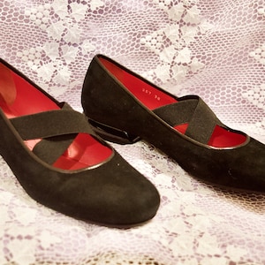 Pas De Rouge Elda Black Suede Maryjane Shoes Size 38 Made in Italy