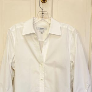 Foxcroft White Non-Iron Stretch 3/4 Sleeve Blouse Women's Size M