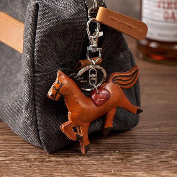 Handmade Horse Leather Keychain,Retro Animal Bag Charm,Unique Gift For Friends&Animal Lovers, Minimalist Jeans Keyring Accessories