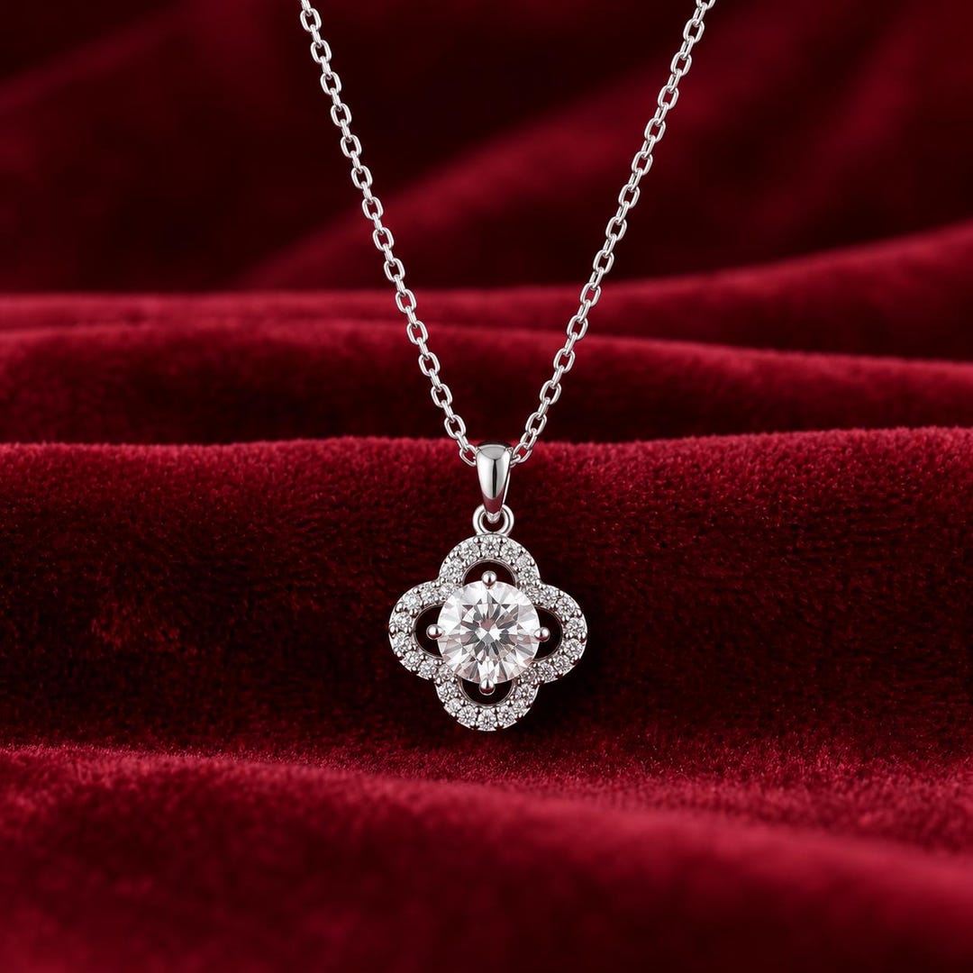 Fancy Circlular R Round Cut Brilliant Four-leaf Clover Lab Grown Necklace, 14K White Gold ...