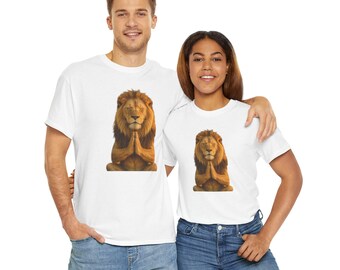 Meditierender Löwe T-Shirt | Zen Tier Grafik T-Shirt