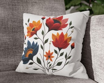 Örngott i spunnen polyester med folkmotiv
