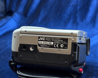 Vintage JVC GR-DVL9500E, niet getest, met batterij