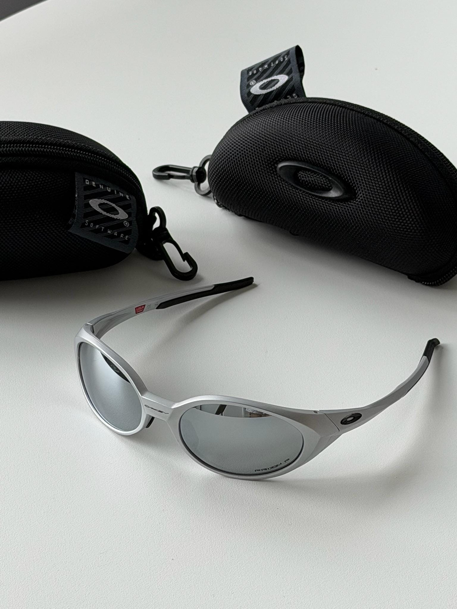 Oakley Eye Jacket - Etsy UK