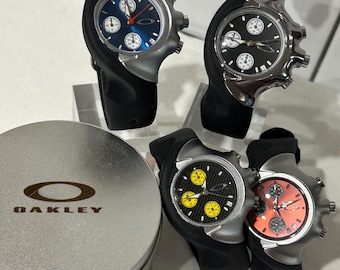 Oakley Style Sculpted Rubber Watch – Y2K Futuristic Chronograph Design