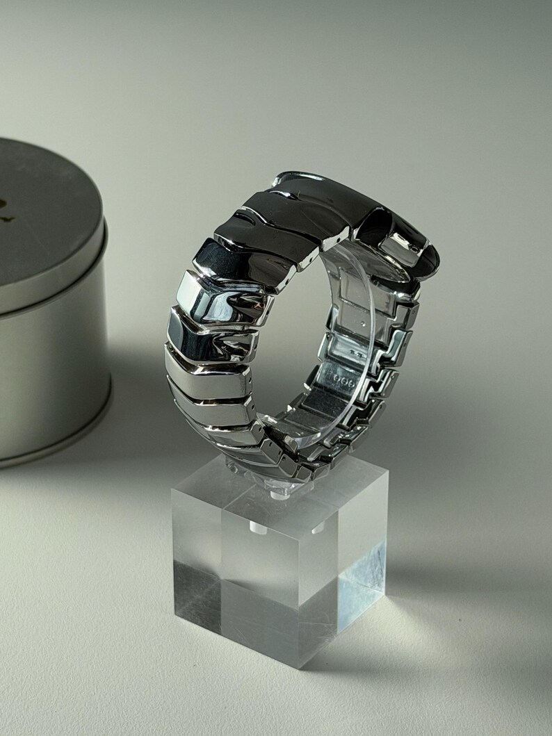 Custom Oakley Y2K Futuristische Metallarmbanduhr Bild 5
