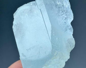 40g Natural Aquamarine Crystal from Pakistan – Blue Beryl Mineral Specimen for Collectors & Healing
