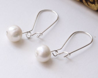 pearl dangle earrings - single ivory white freshwater round pearl silver kidney hook dangle earrings