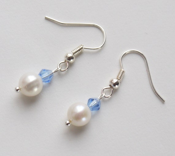 Silver Peacock Cultured Freshwater Pearl and Swarovski(R) Crystal Earrings Silver Peacock Cultured Freshwater Pearl and Swarovski(R) Crystal Earrings