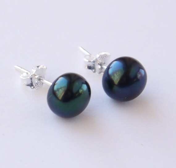 large black stud earrings