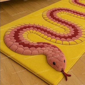 Handgetufteter Wollschlangenteppich Bold Serpent Runner Gelb Pink und Braun 70x200, 2.6x10, 3x10