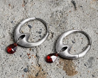 Pendientes de aro con lágrimas de sangre: colgantes góticos de plata de ley 925