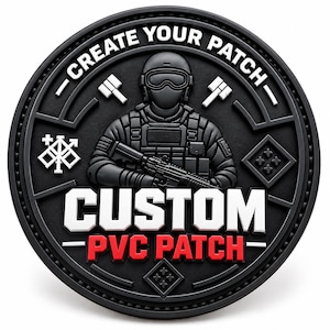 Peut inclure: Un écusson circulaire en PVC noir représentant une figure tactique en relief avec casque et lunettes tenant un fusil. Le texte CREATE YOUR PATCH figure en haut et CUSTOM PVC PATCH en bas en lettres blanches et rouges avec des icônes.