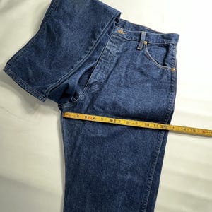 Vintage Wrangler Cowboy Cut Jeans Women's 15x32 Denim Blue USA Made 13MWZG EUC image 9