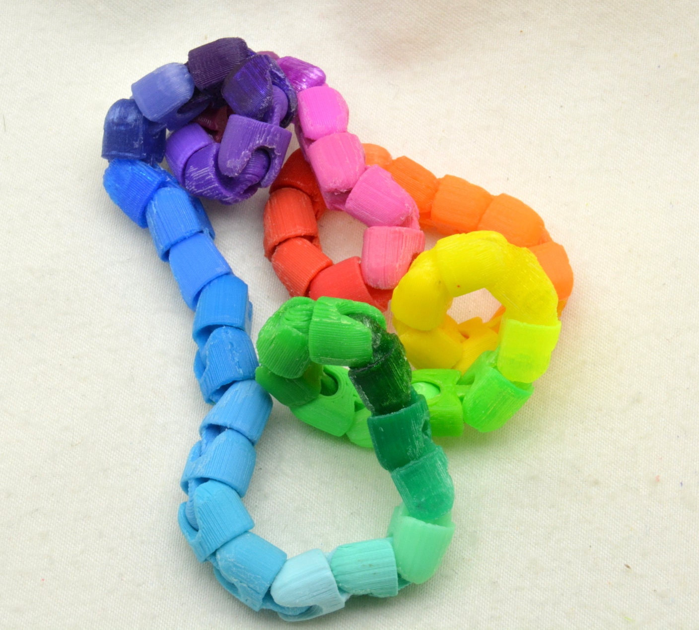 triangle snake toy