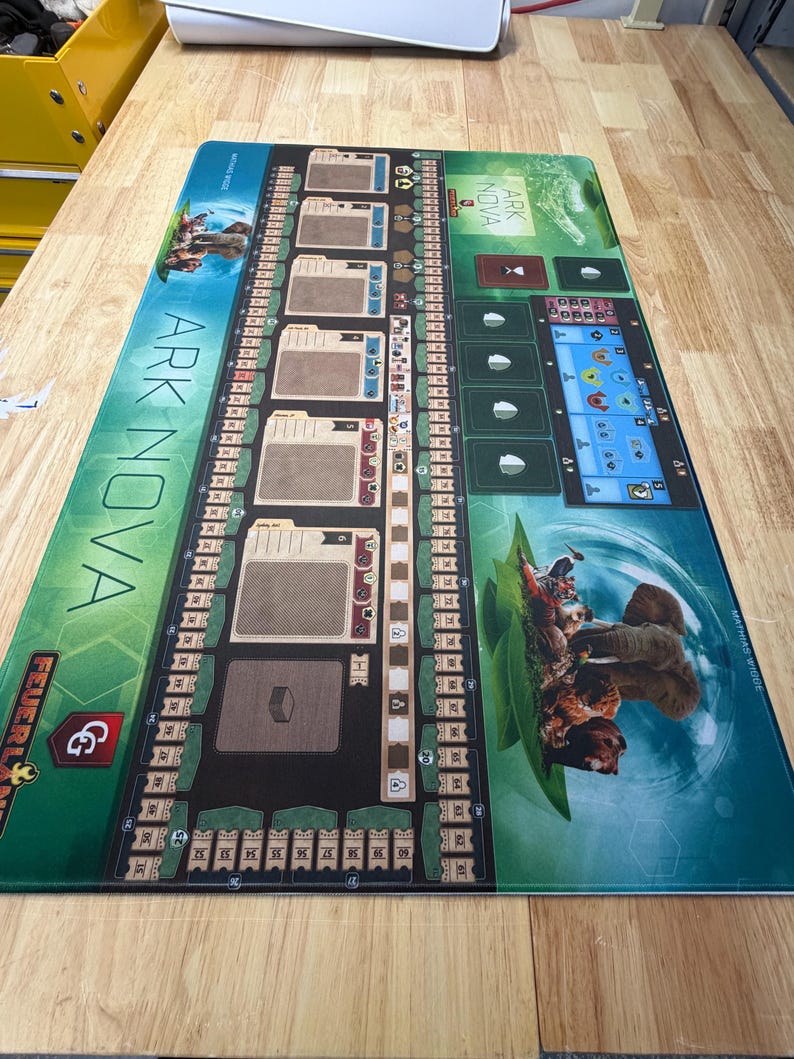 Tapete de juego individual personalizado de neopreno de 3 mm con borde cosido blanco. Ponle nombre a tu juego de mesa y personalízalo a tu gusto. imagen 12