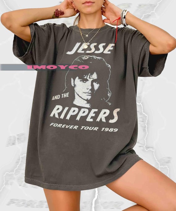 Jesse and The Rippers Vintage T-Shirt: Full House Retro Band Tee,Uncle Jesse Fan Merch