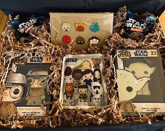 Star Wars, Star Wars Gift Box, Yoda, Anakin, Return Of The Jedi, Star Wars Fan, Boys Birthday Gift, Star Wars Pins, Star Wars Surprise Box